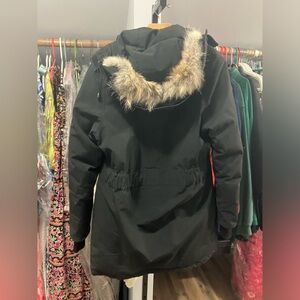 Canada Goose Women's Expedition Parka